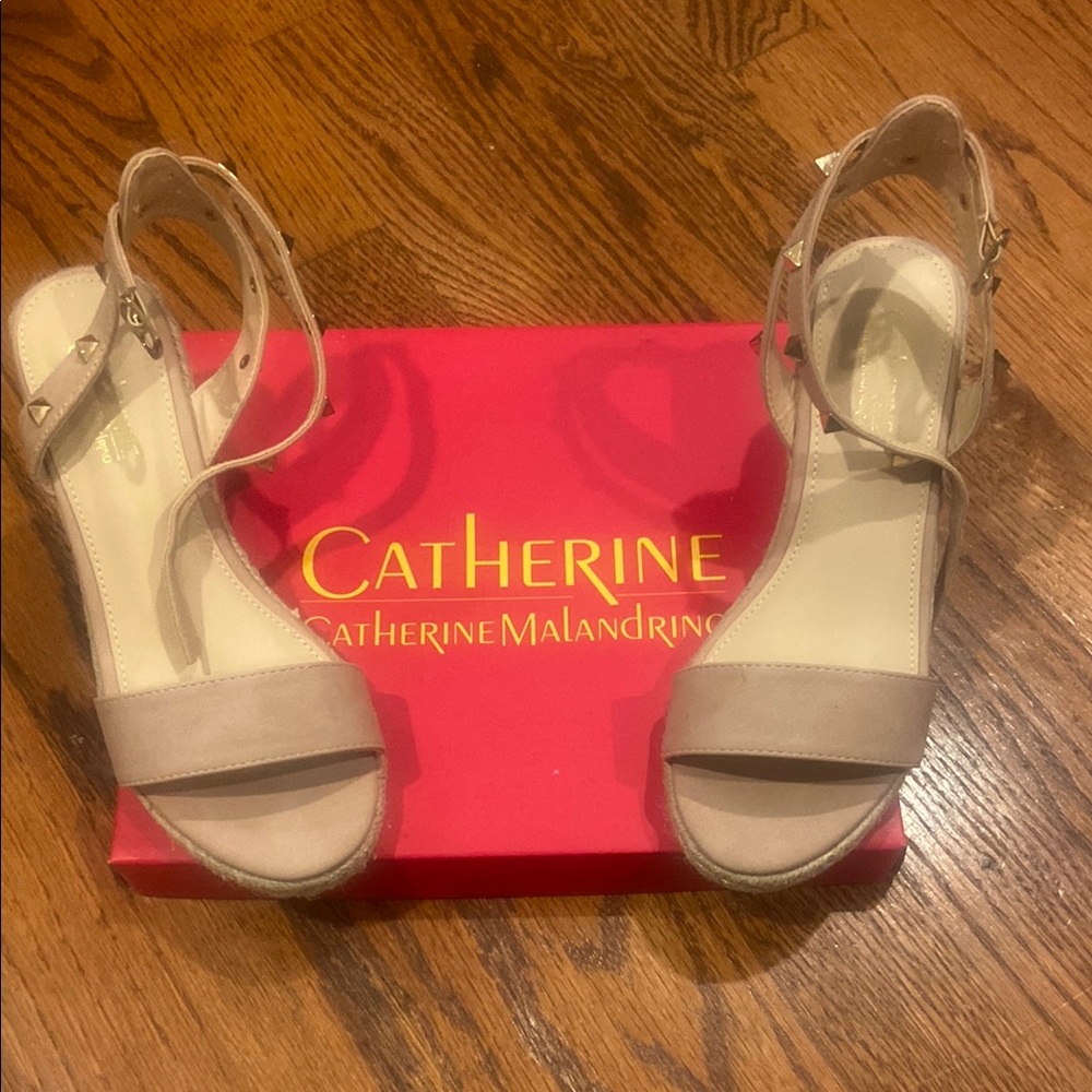 Catherine Malandrino Women's Tan Sandals